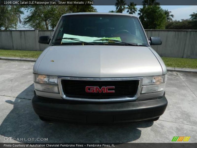 Silver Mist Metallic / Red 1998 GMC Safari SLE Passenger Van