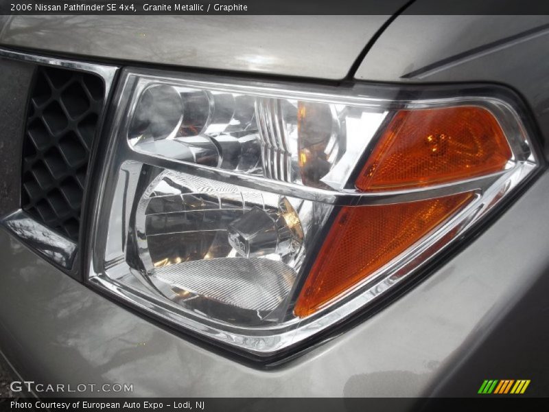 Granite Metallic / Graphite 2006 Nissan Pathfinder SE 4x4