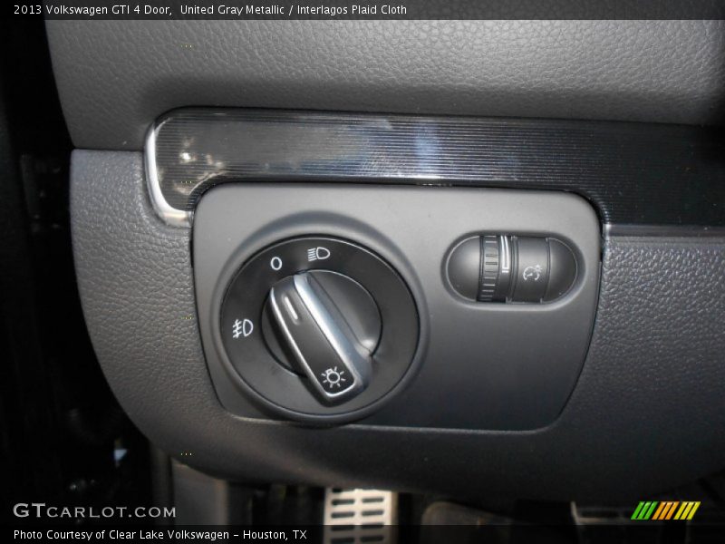 United Gray Metallic / Interlagos Plaid Cloth 2013 Volkswagen GTI 4 Door