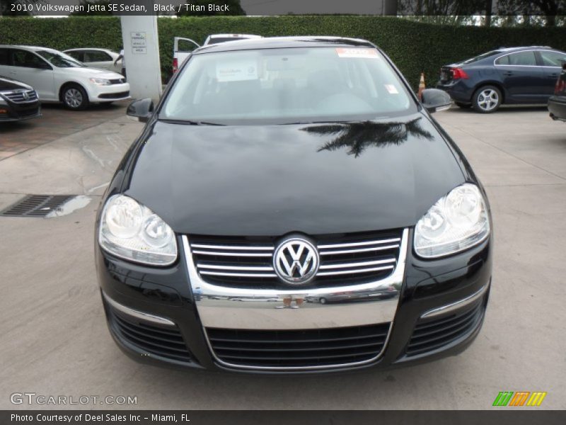 Black / Titan Black 2010 Volkswagen Jetta SE Sedan