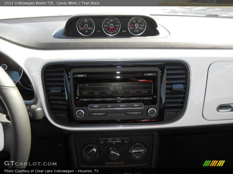 Candy White / Titan Black 2013 Volkswagen Beetle TDI