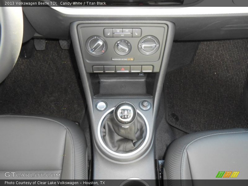 Candy White / Titan Black 2013 Volkswagen Beetle TDI