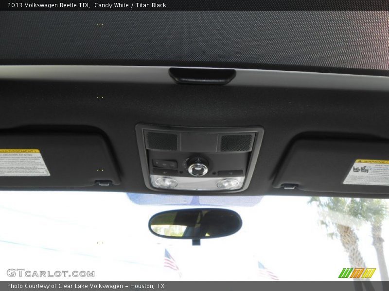 Candy White / Titan Black 2013 Volkswagen Beetle TDI