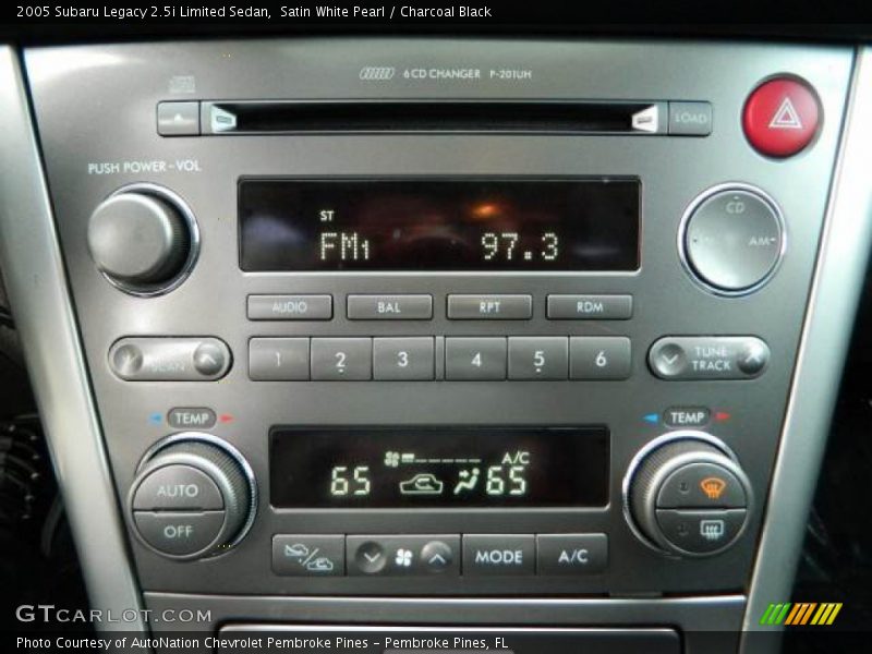 Audio System of 2005 Legacy 2.5i Limited Sedan