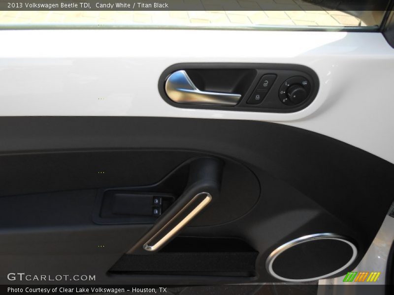 Candy White / Titan Black 2013 Volkswagen Beetle TDI