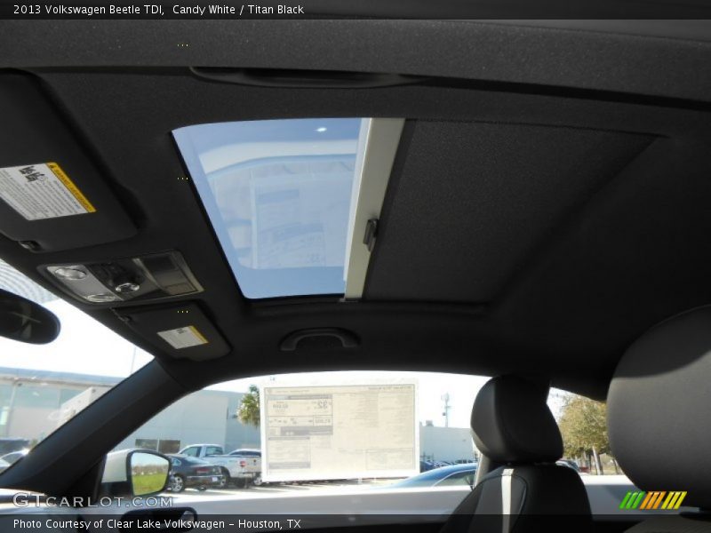 Candy White / Titan Black 2013 Volkswagen Beetle TDI