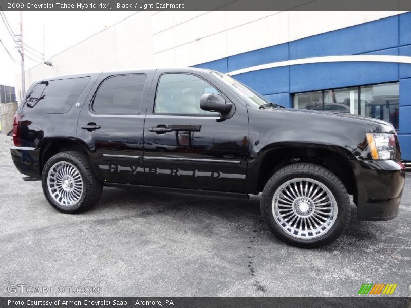 Custom Wheels of 2009 Tahoe Hybrid 4x4