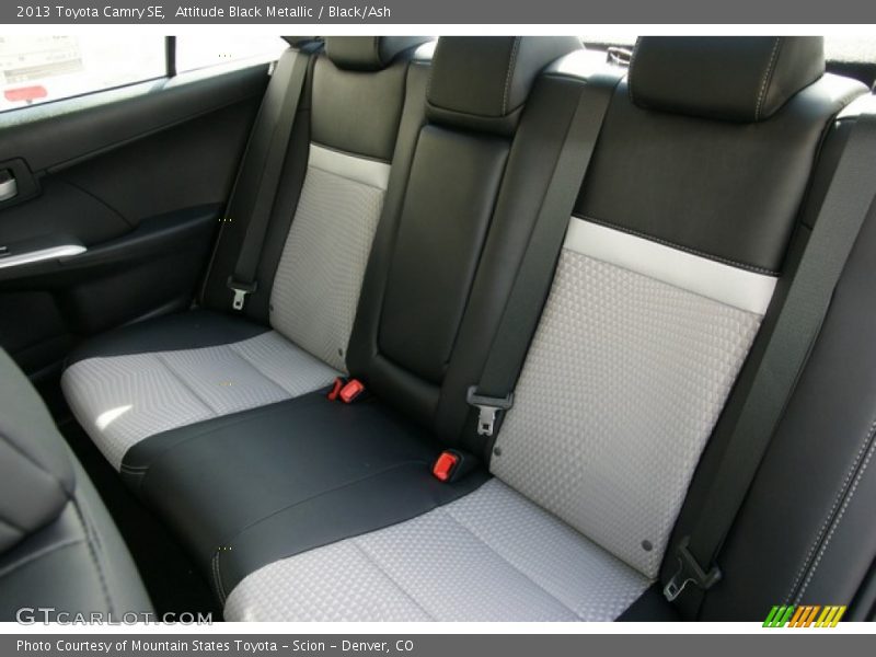 Attitude Black Metallic / Black/Ash 2013 Toyota Camry SE