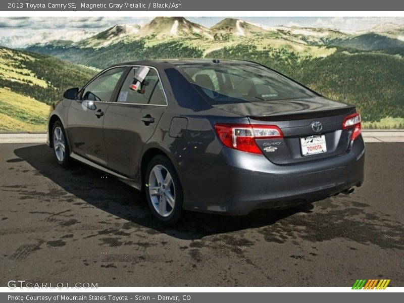 Magnetic Gray Metallic / Black/Ash 2013 Toyota Camry SE