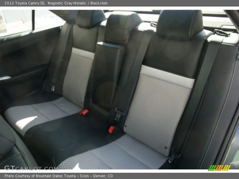 Magnetic Gray Metallic / Black/Ash 2013 Toyota Camry SE