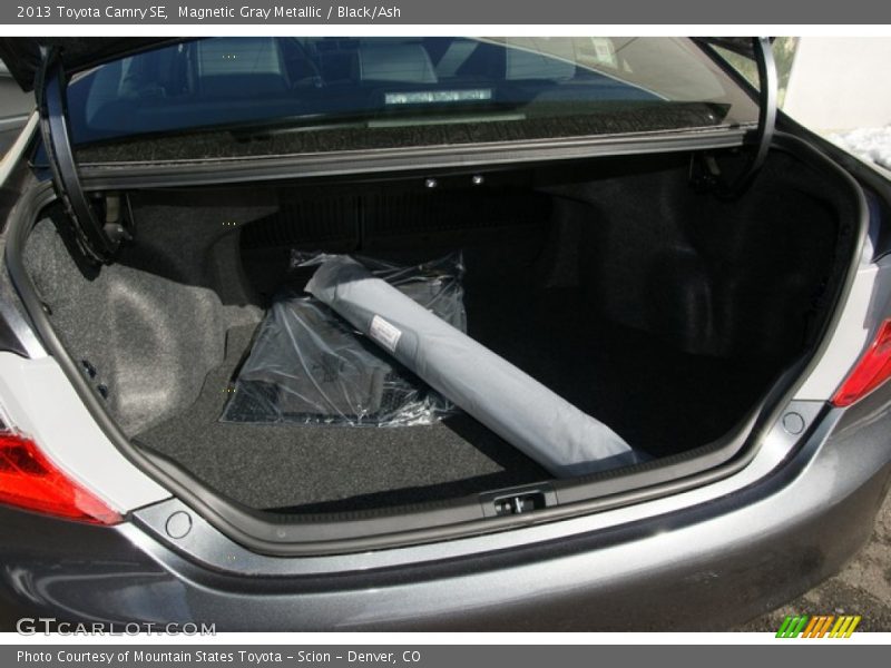 Magnetic Gray Metallic / Black/Ash 2013 Toyota Camry SE