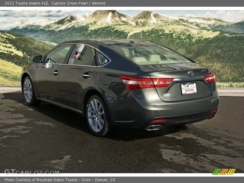 Cypress Green Pearl / Almond 2013 Toyota Avalon XLE