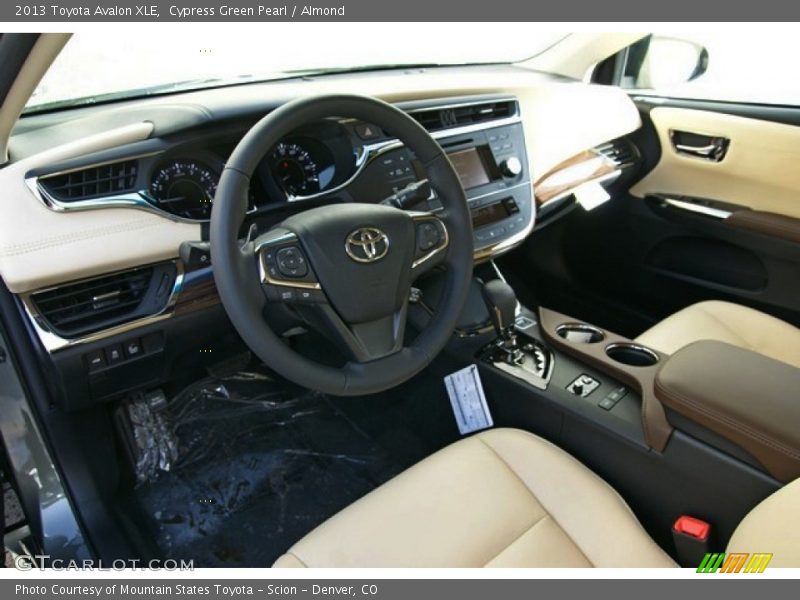 Cypress Green Pearl / Almond 2013 Toyota Avalon XLE