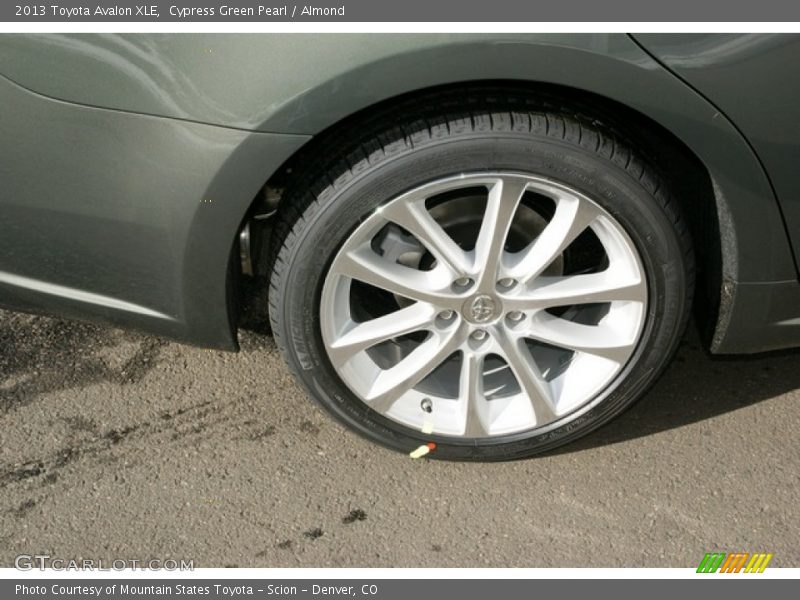 Cypress Green Pearl / Almond 2013 Toyota Avalon XLE