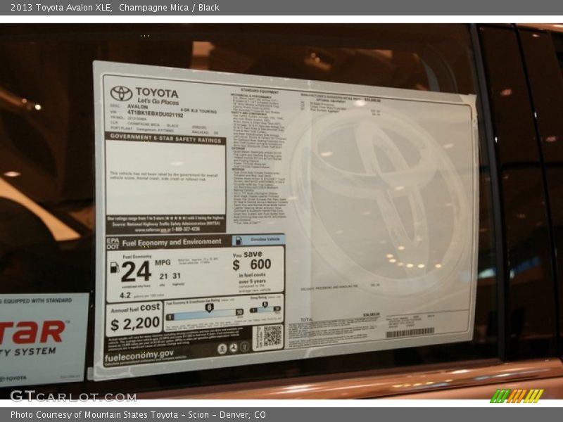 Champagne Mica / Black 2013 Toyota Avalon XLE