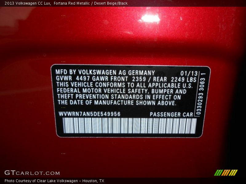 Fortana Red Metallic / Desert Beige/Black 2013 Volkswagen CC Lux