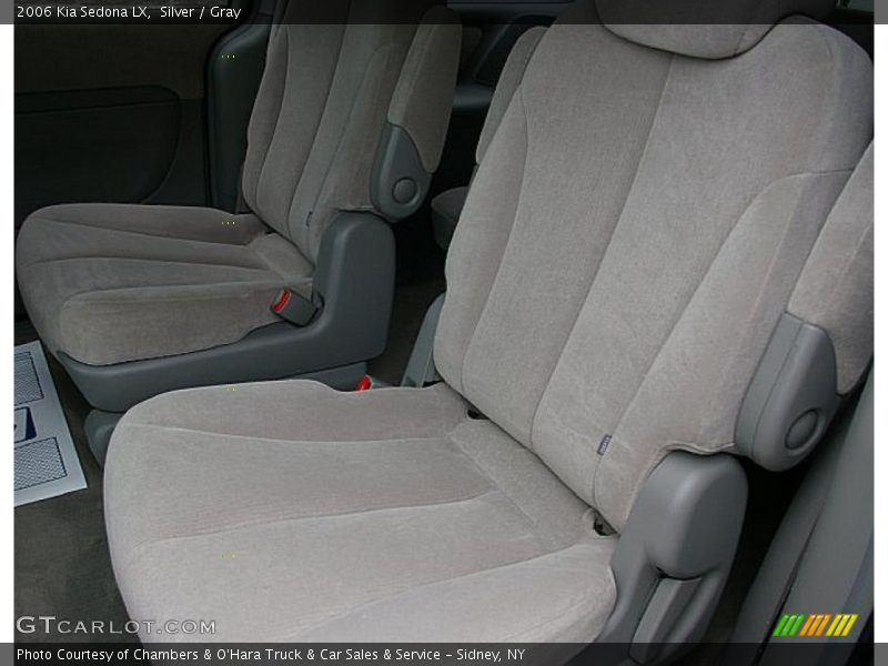 Silver / Gray 2006 Kia Sedona LX