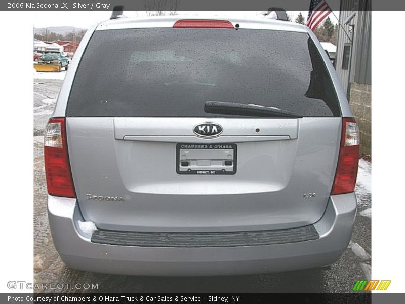 Silver / Gray 2006 Kia Sedona LX