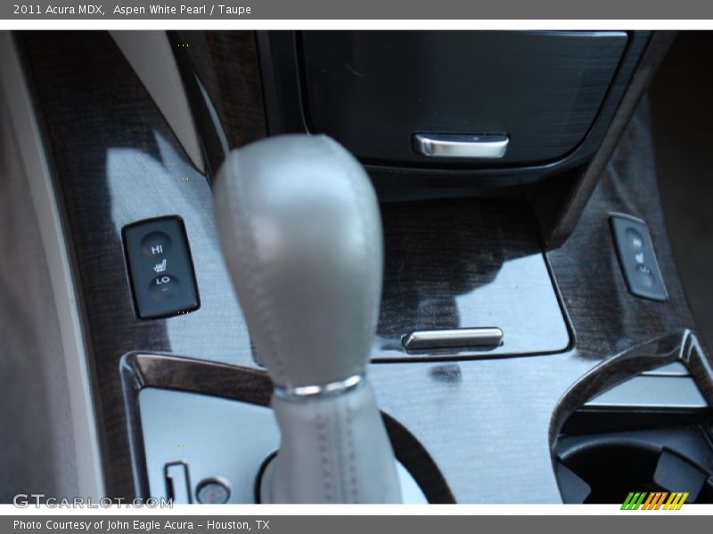 Aspen White Pearl / Taupe 2011 Acura MDX