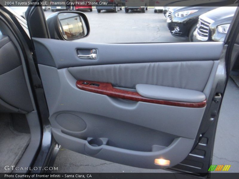 Phantom Gray Pearl / Stone Gray 2004 Toyota Sienna XLE