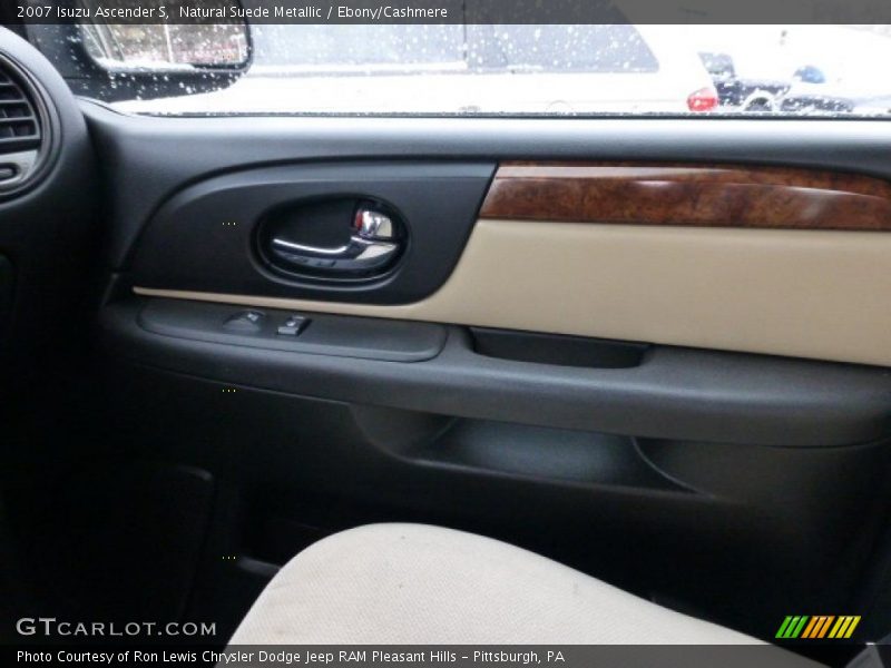Natural Suede Metallic / Ebony/Cashmere 2007 Isuzu Ascender S