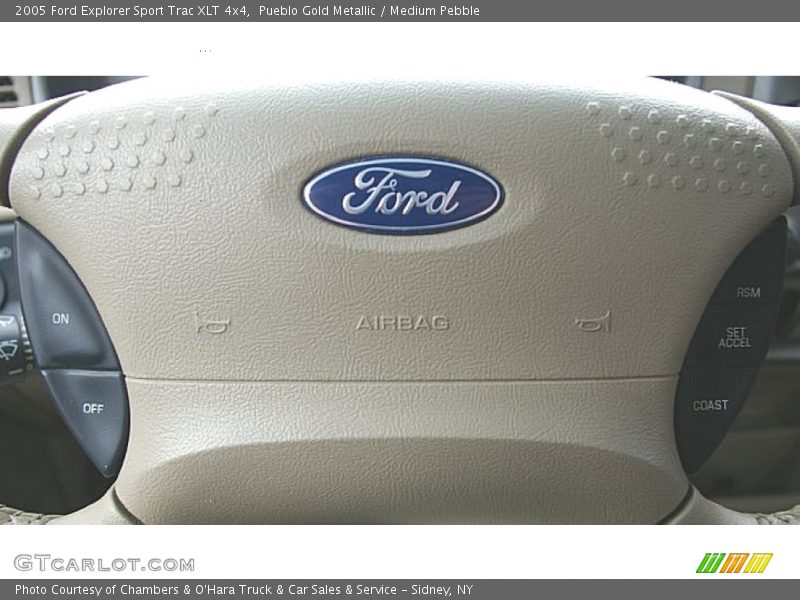 Pueblo Gold Metallic / Medium Pebble 2005 Ford Explorer Sport Trac XLT 4x4