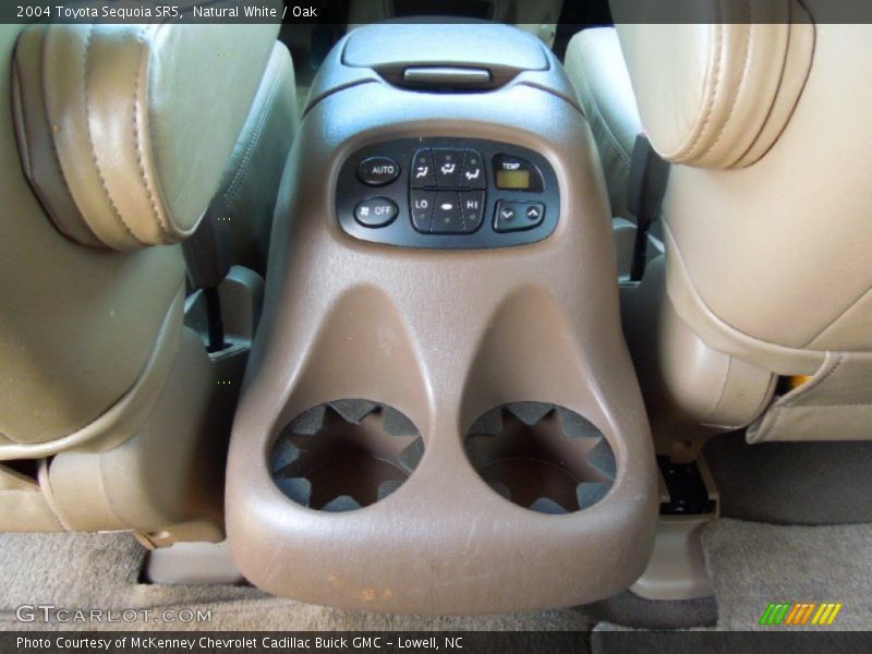 Controls of 2004 Sequoia SR5
