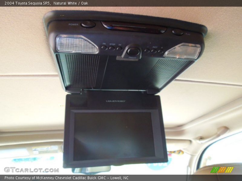 Entertainment System of 2004 Sequoia SR5
