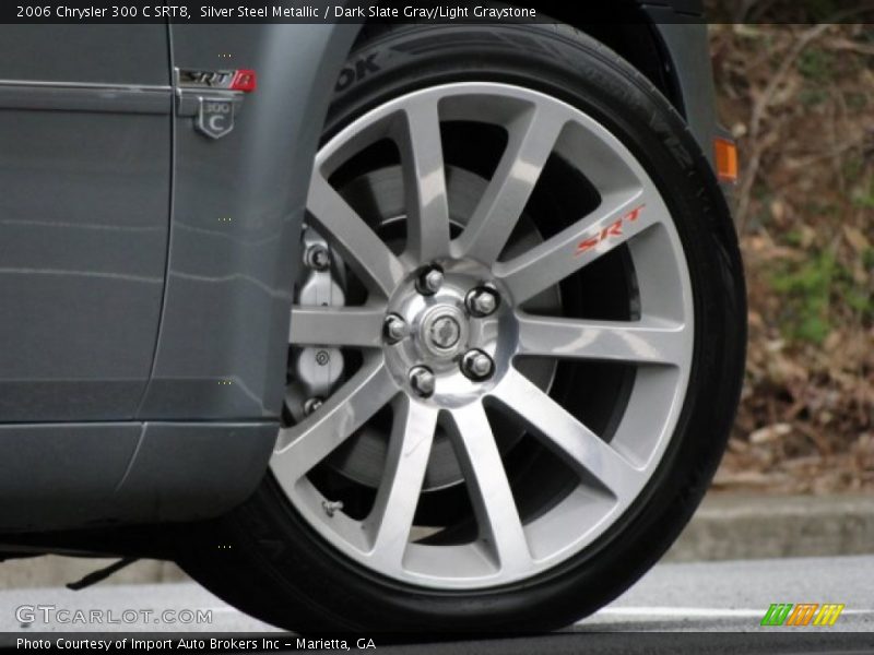  2006 300 C SRT8 Wheel