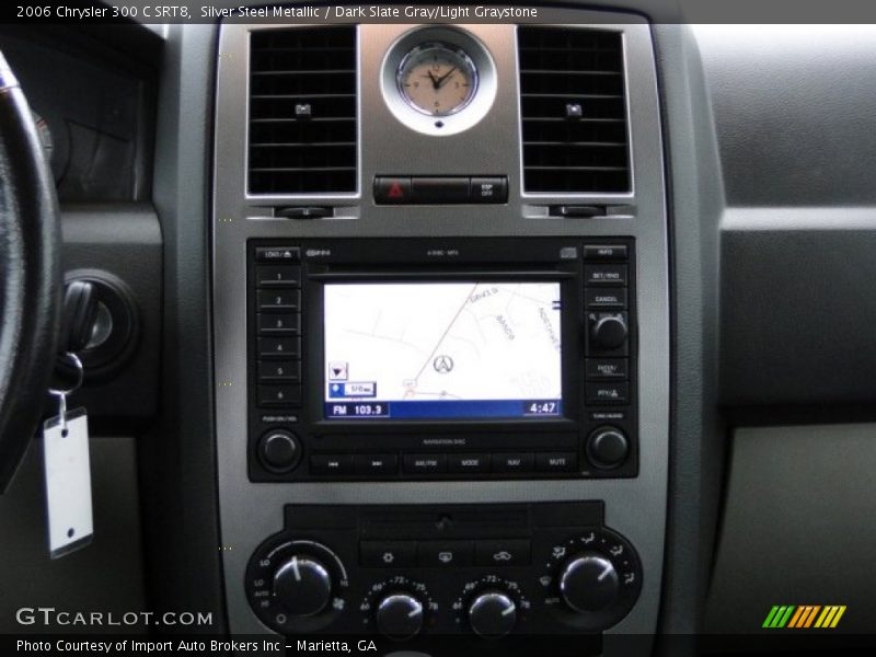 Controls of 2006 300 C SRT8