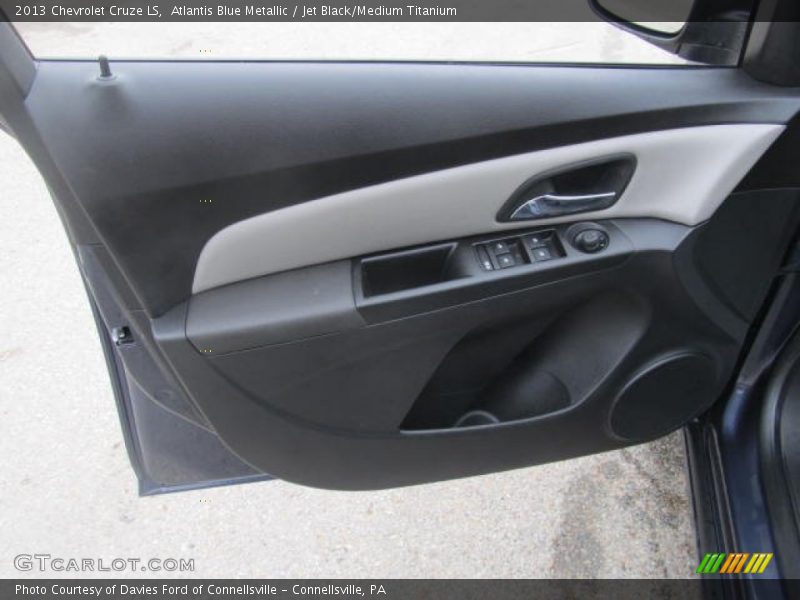 Atlantis Blue Metallic / Jet Black/Medium Titanium 2013 Chevrolet Cruze LS