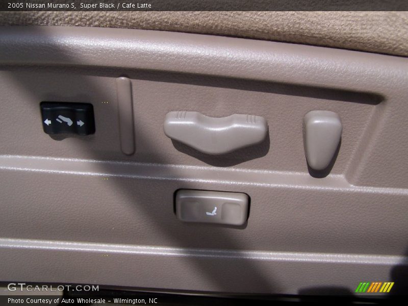 Super Black / Cafe Latte 2005 Nissan Murano S