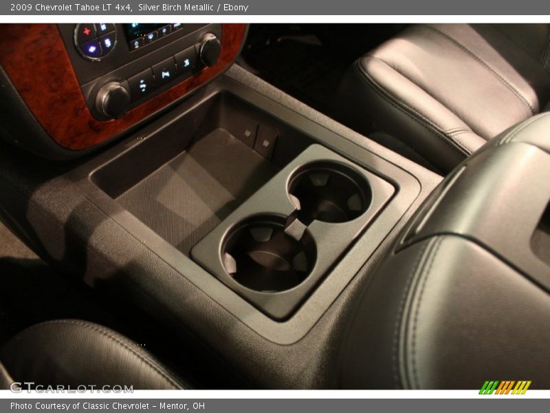 Silver Birch Metallic / Ebony 2009 Chevrolet Tahoe LT 4x4