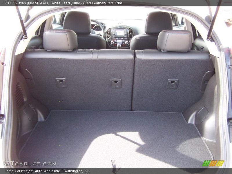  2012 Juke SL AWD Trunk