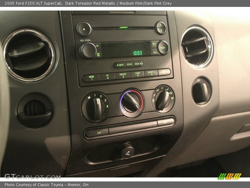 Controls of 2005 F150 XLT SuperCab
