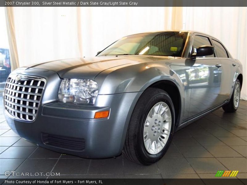 Silver Steel Metallic / Dark Slate Gray/Light Slate Gray 2007 Chrysler 300