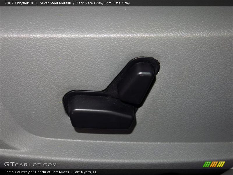 Silver Steel Metallic / Dark Slate Gray/Light Slate Gray 2007 Chrysler 300