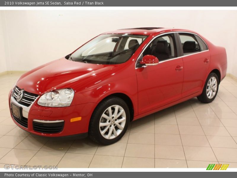 Front 3/4 View of 2010 Jetta SE Sedan