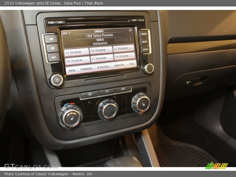 Salsa Red / Titan Black 2010 Volkswagen Jetta SE Sedan