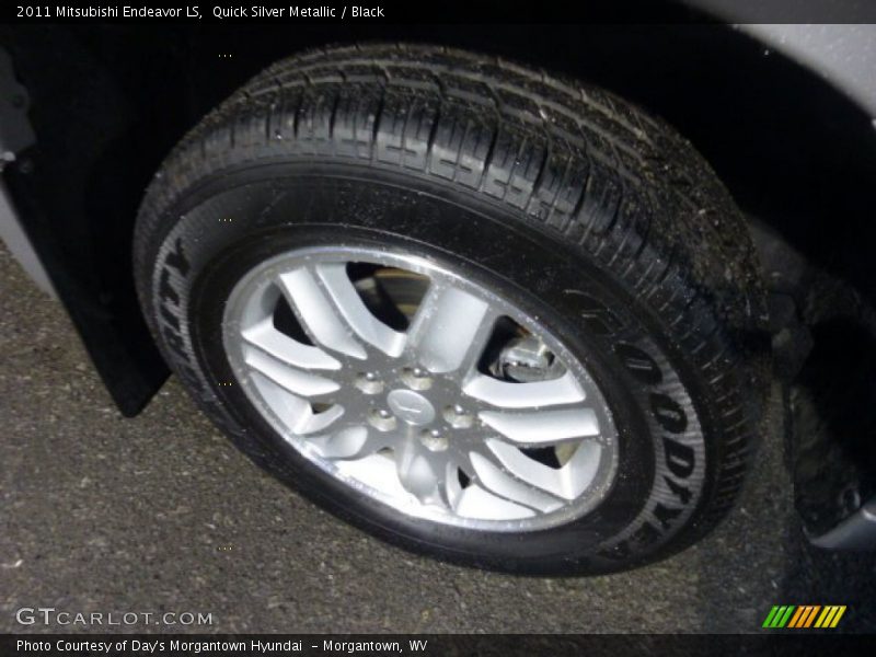 Quick Silver Metallic / Black 2011 Mitsubishi Endeavor LS
