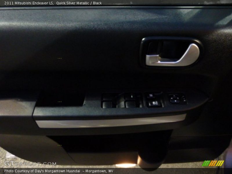 Quick Silver Metallic / Black 2011 Mitsubishi Endeavor LS