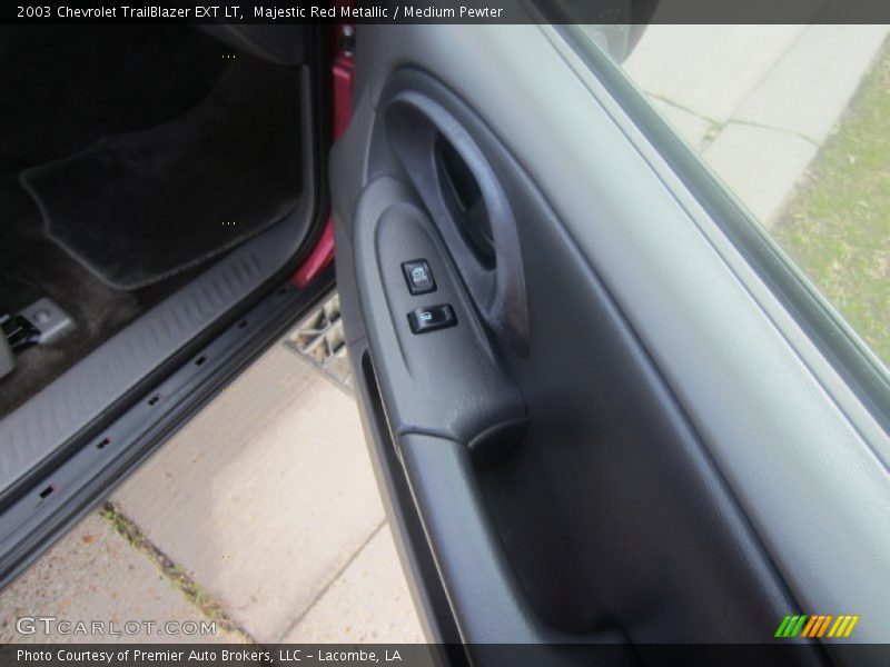 Majestic Red Metallic / Medium Pewter 2003 Chevrolet TrailBlazer EXT LT