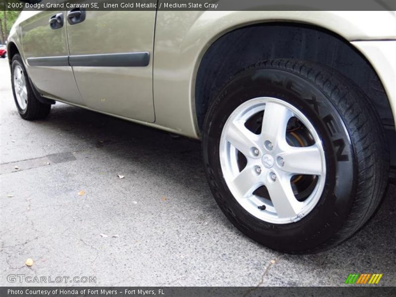 Linen Gold Metallic / Medium Slate Gray 2005 Dodge Grand Caravan SE