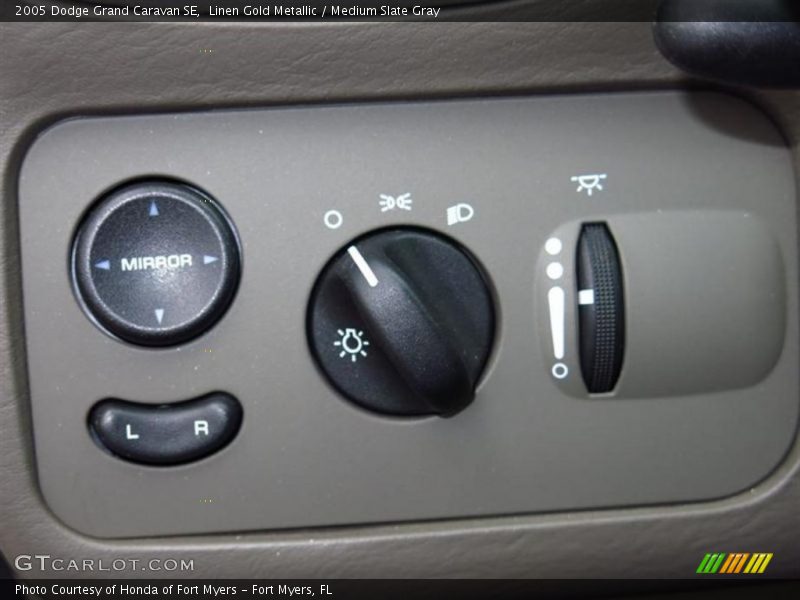 Linen Gold Metallic / Medium Slate Gray 2005 Dodge Grand Caravan SE