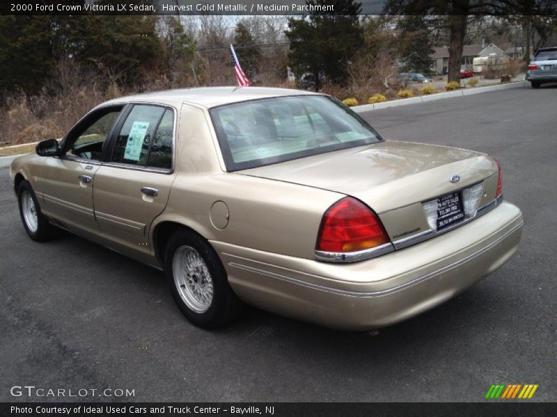 Harvest Gold Metallic / Medium Parchment 2000 Ford Crown Victoria LX Sedan