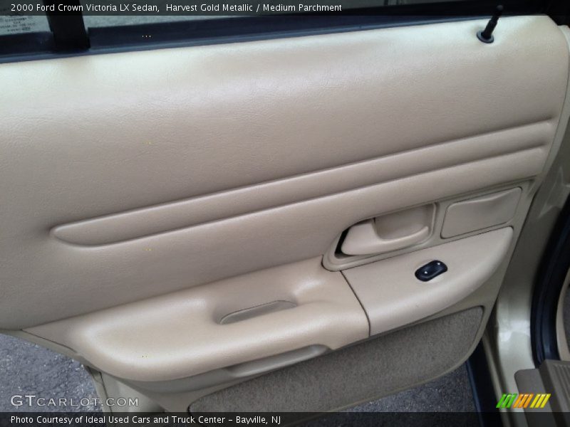 Harvest Gold Metallic / Medium Parchment 2000 Ford Crown Victoria LX Sedan