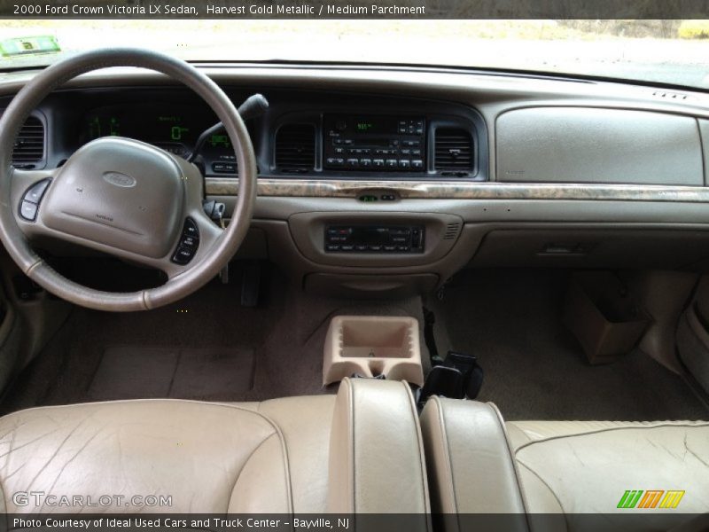 Harvest Gold Metallic / Medium Parchment 2000 Ford Crown Victoria LX Sedan