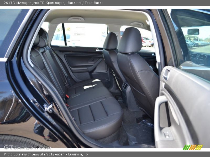Black Uni / Titan Black 2013 Volkswagen Jetta TDI SportWagen