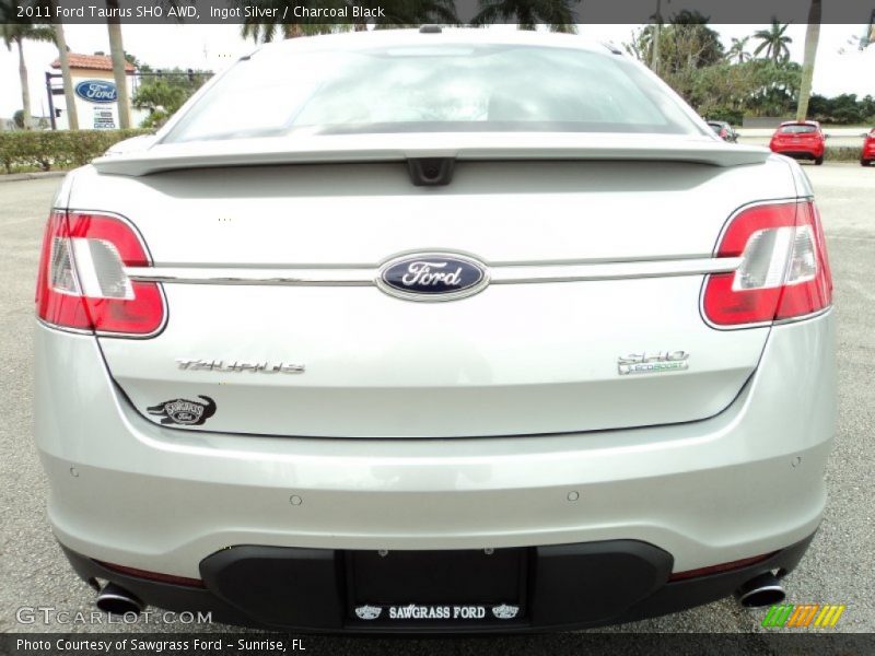 Ingot Silver / Charcoal Black 2011 Ford Taurus SHO AWD