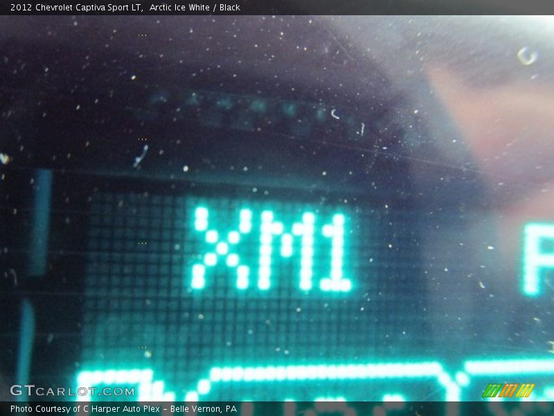 Arctic Ice White / Black 2012 Chevrolet Captiva Sport LT